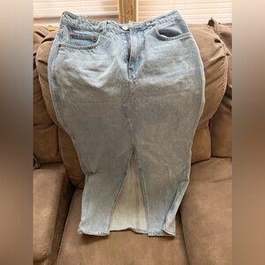 Classic Light Blue Women's Jeans